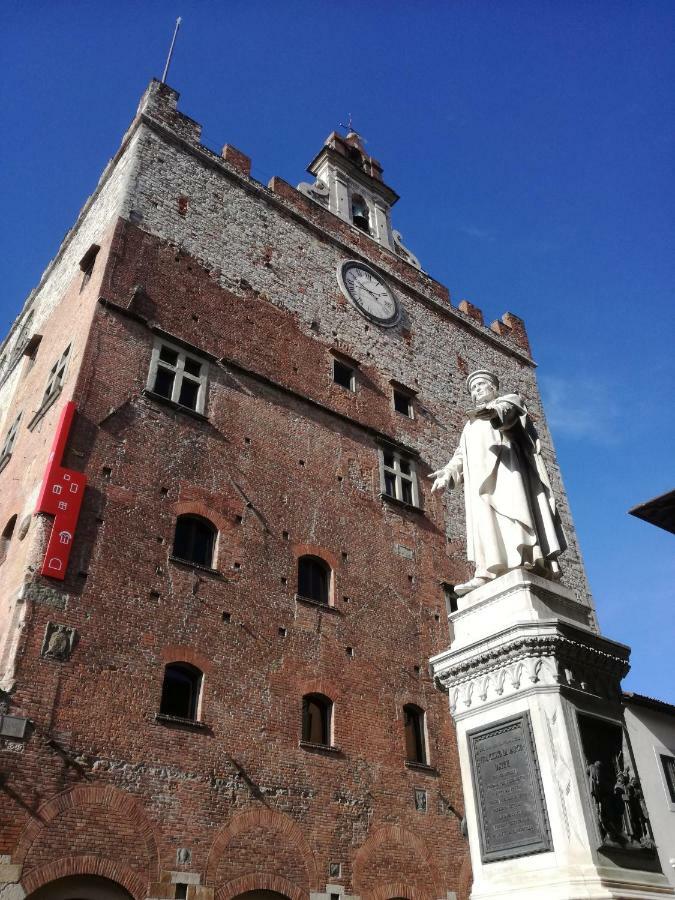 Mercatale Apartment Prato  Exterior photo