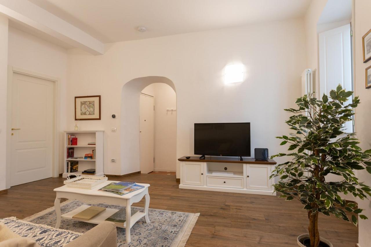 Mercatale Apartment Prato  Exterior photo